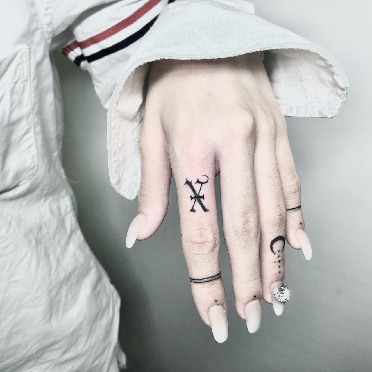 超级好看的【手指纹身】!