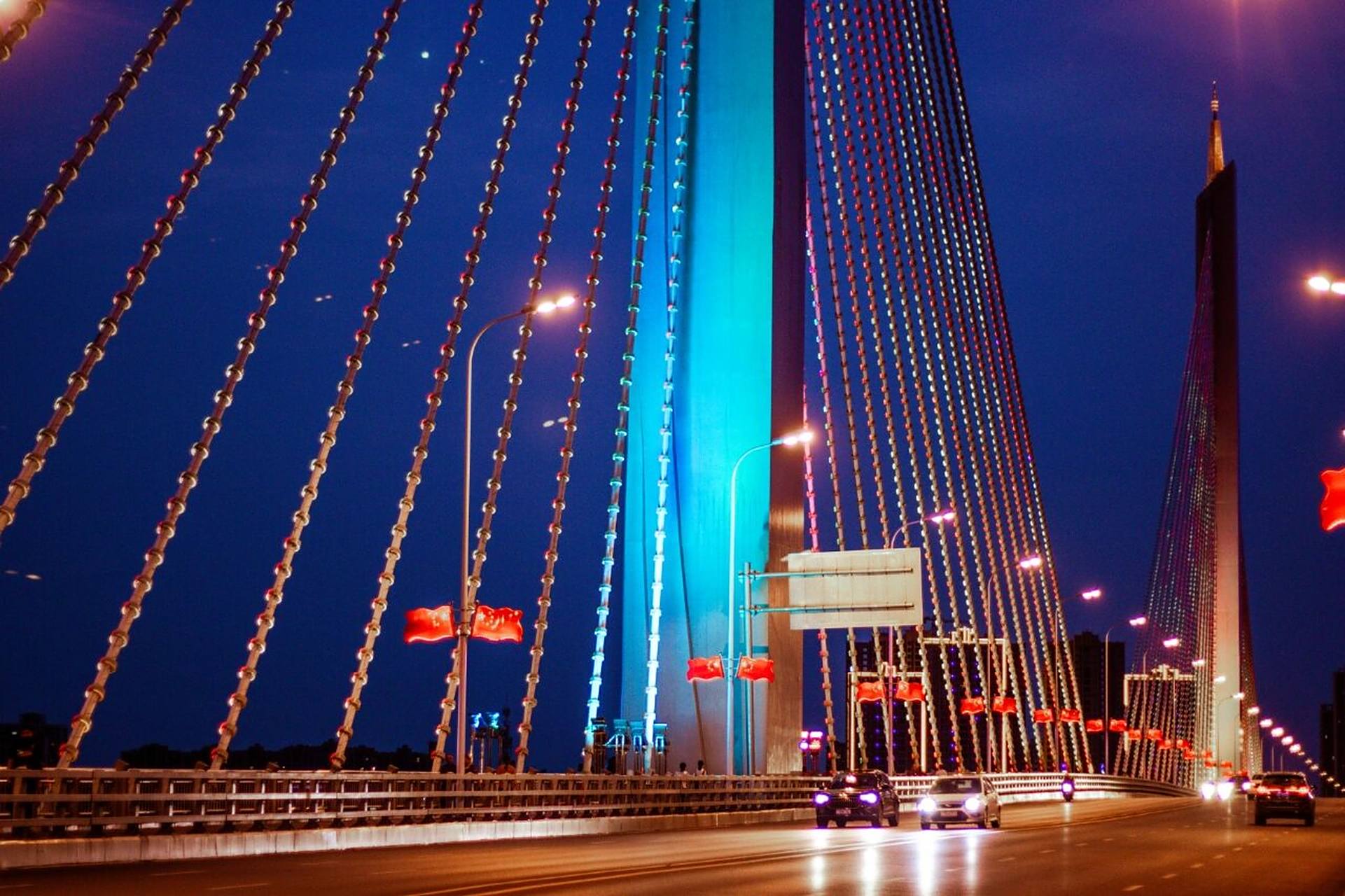 益阳夜景61西流湾大桥 这里拍照简直拍照绝绝子哦,拍了一组人像晚点