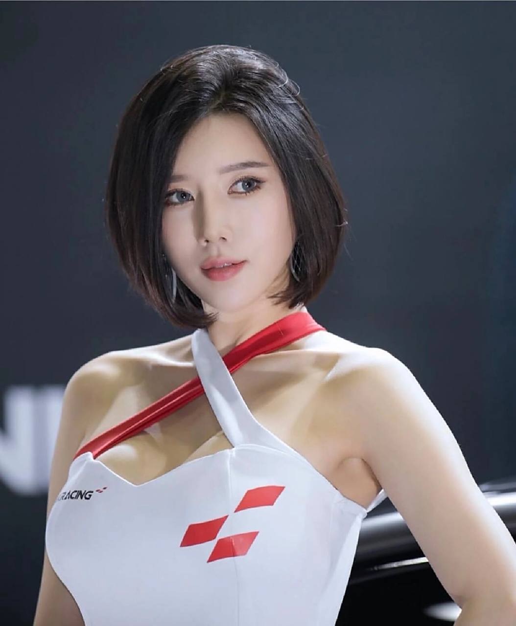 韩国车模宋珠儿