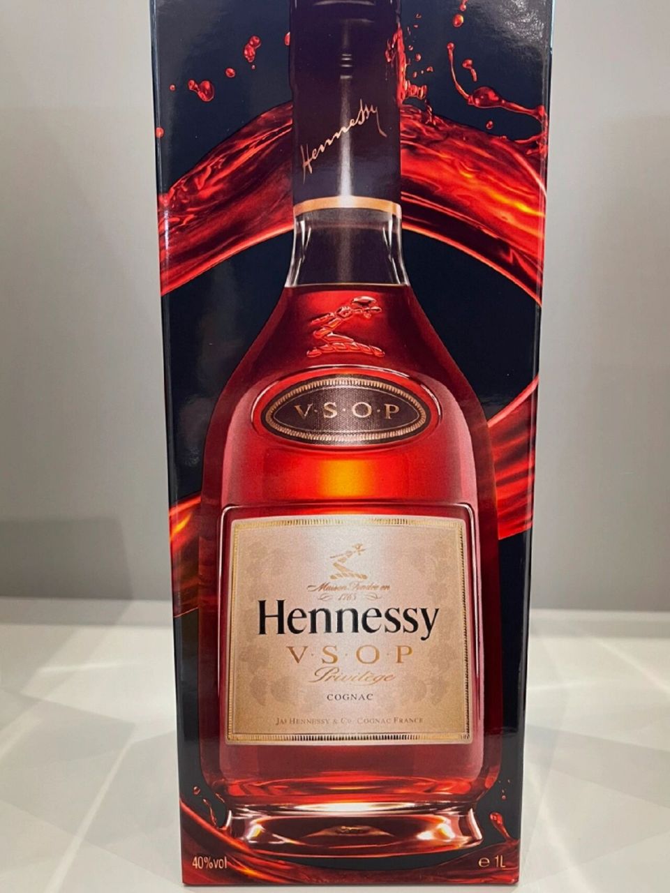 轩尼诗vsop 入门级白兰地轩尼诗vsop 轩v算是入门级品牌洋酒,比