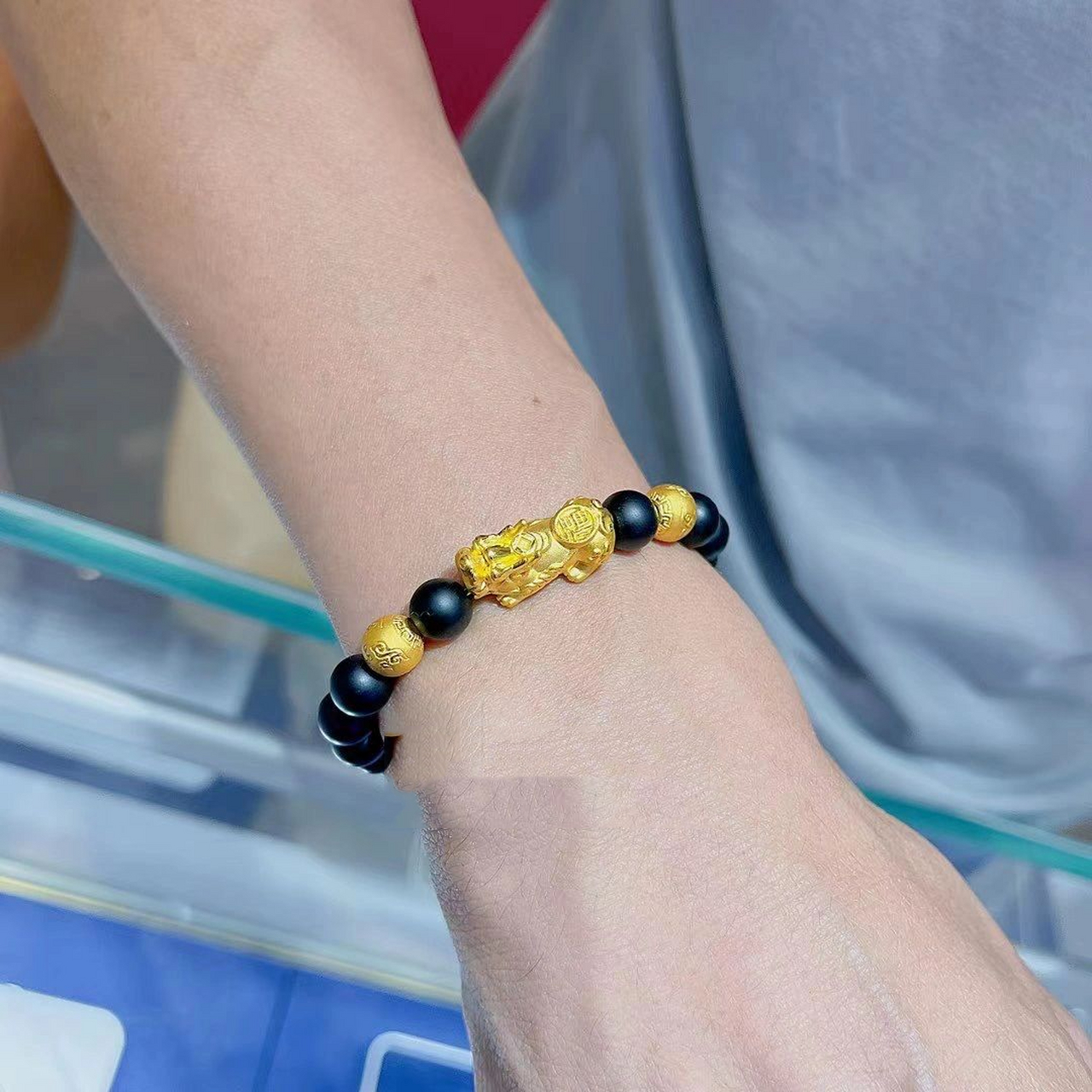 94貔貅:属兔本命年很多人财运都不好,貔貅最大的作用就是旺财运,能