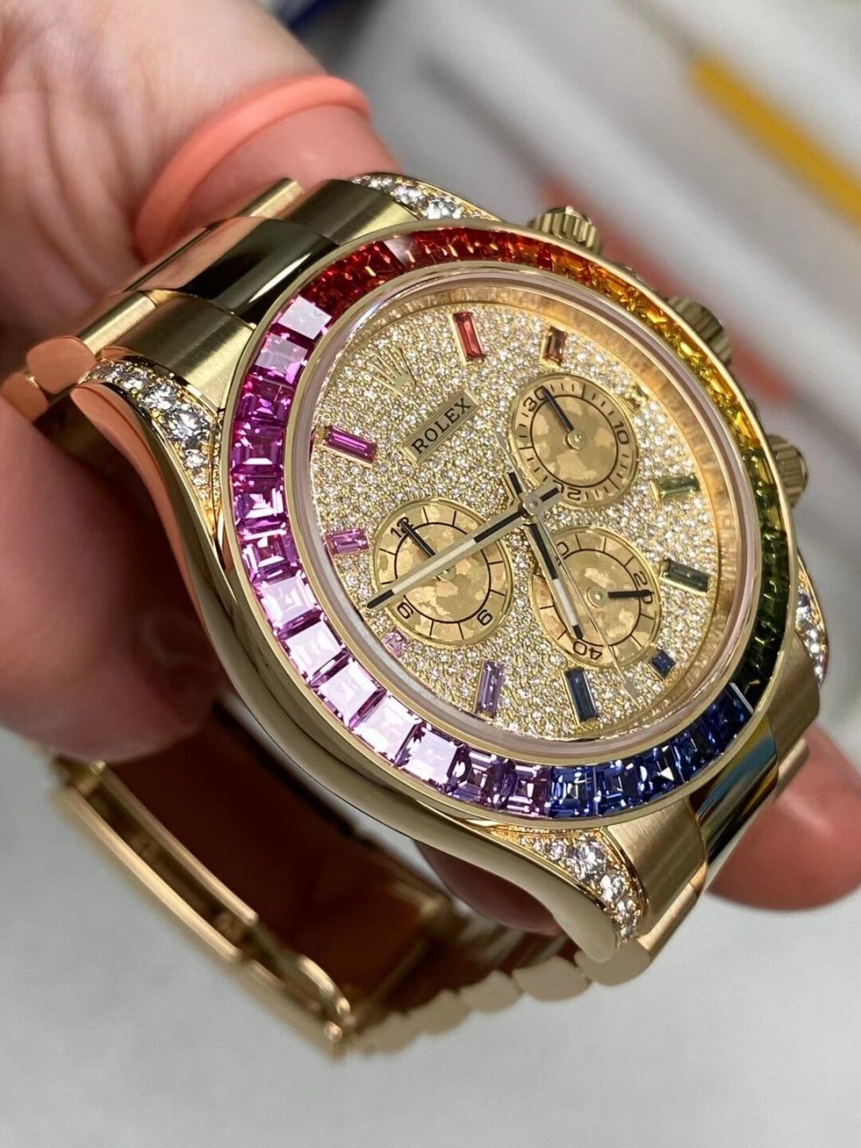 rolex 116598 彩虹迪天花板23年未使用400w rolex 116598 彩虹迪