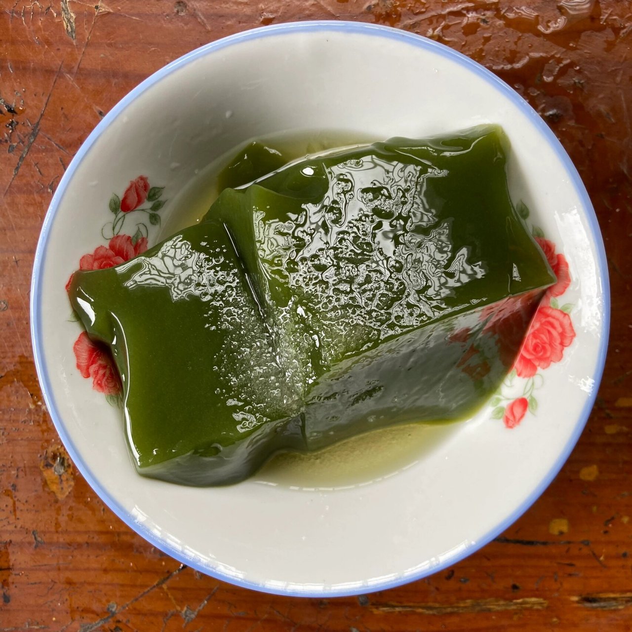 神仙豆腐,吃过的举手 神仙豆腐,俗称"绿凉粉",湖南怀化老家的美食