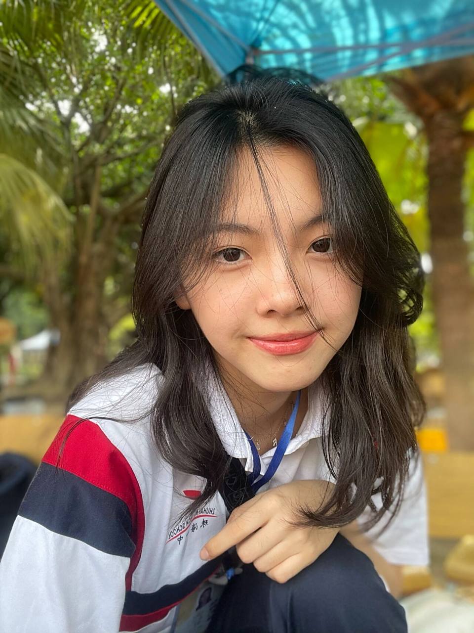 04高二|在校人像原图直出06 嘿嘿嘿～运动会等朋友开完会吃饭的一些