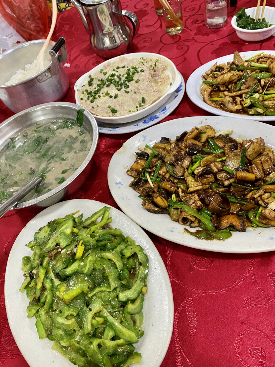 江门鹤山共和几十年本地老饭店 家常菜 黄鳝 作为一个本地人 必须强推