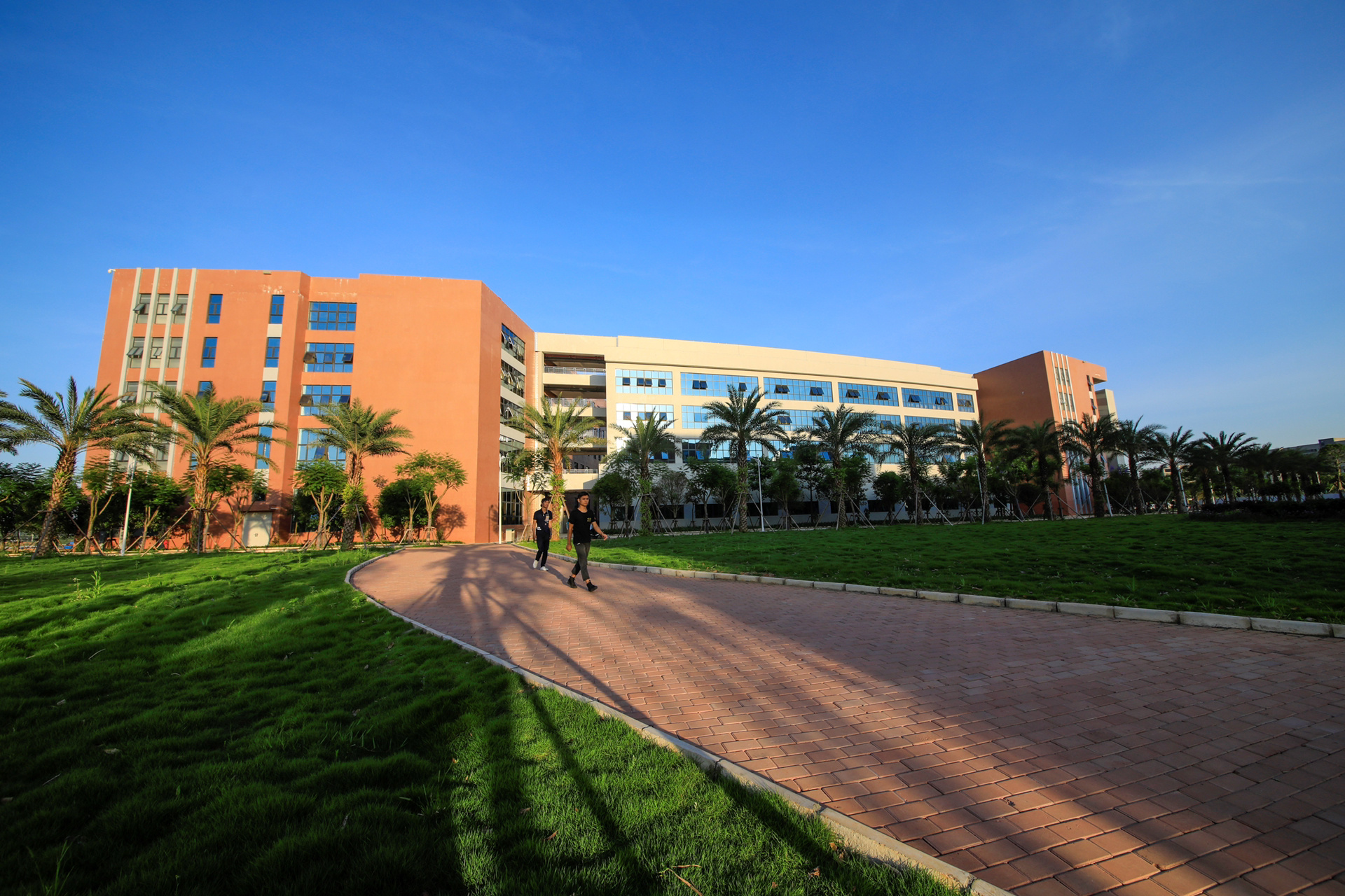 柳州职业技术学院 柳职的校园风光929292不知道