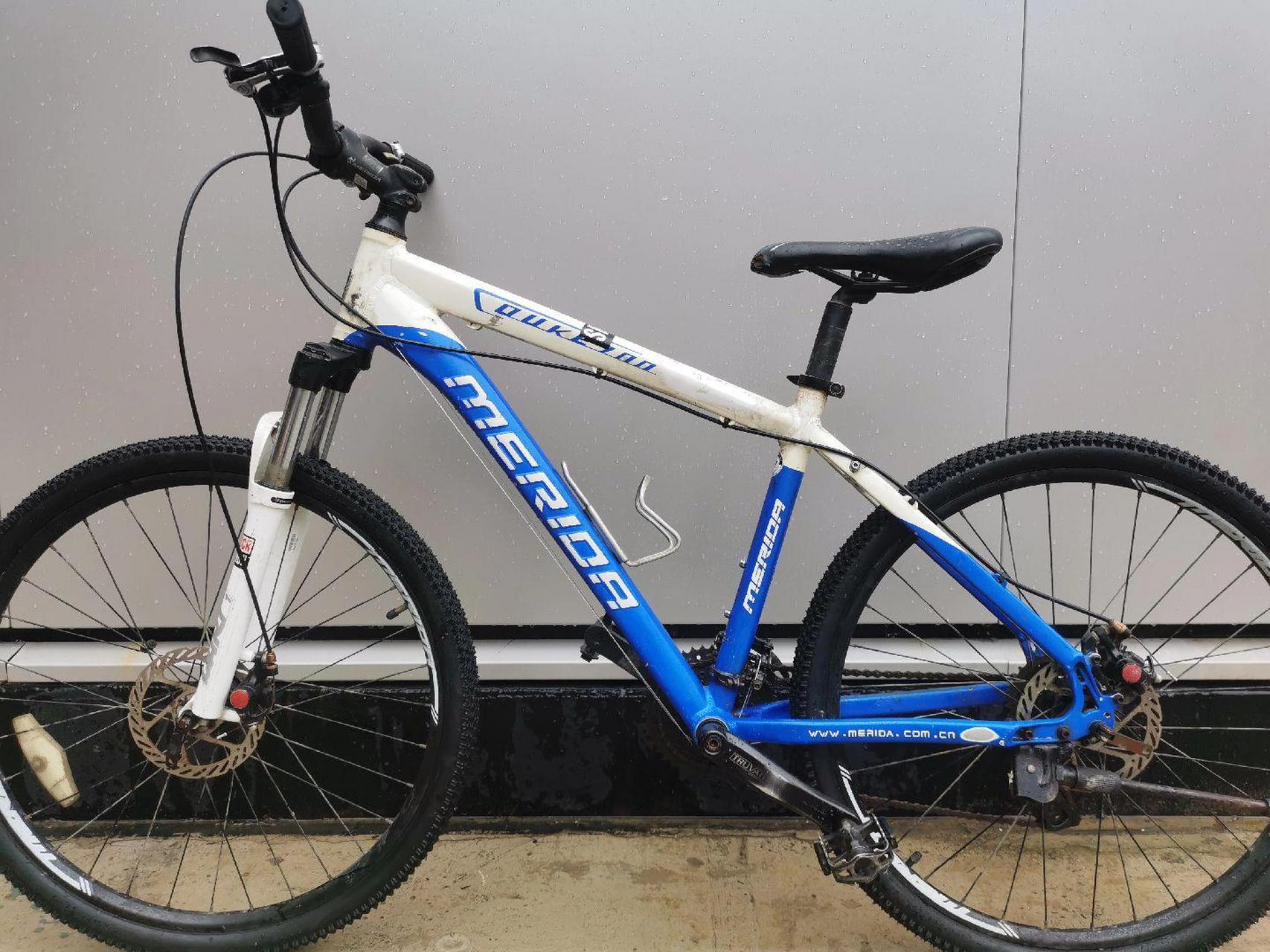 美利达公爵700山地车自行车,24速碟刹,铝合金17寸车架,26寸轮,速联bb5