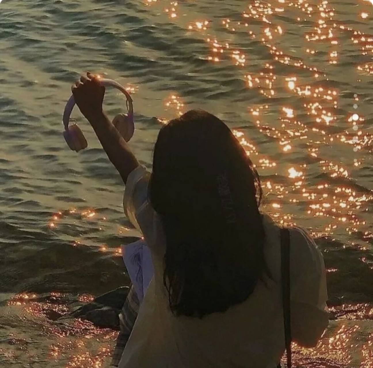 绝美背影真人女生头像 绝美背影真人女生头像