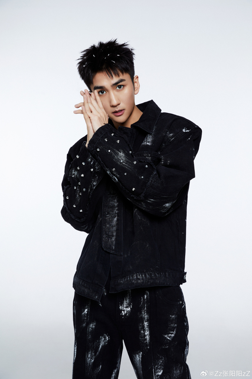 一个热爱说唱的情歌歌手 新歌 不是情歌 是说唱 歌手本人:张阳阳 专业