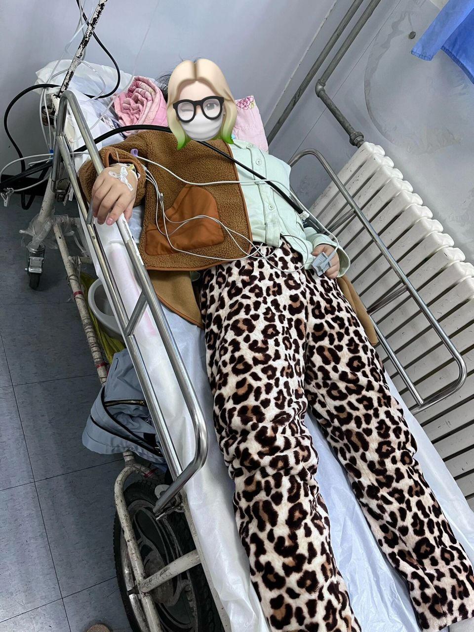 格林巴利(吉兰巴雷)综合症自述 我是今年3月11日开始感觉手脚发麻