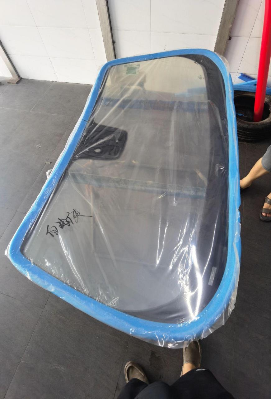 福耀自由侠双镀银隔音前挡玻璃.从此跟贴膜说拜拜!