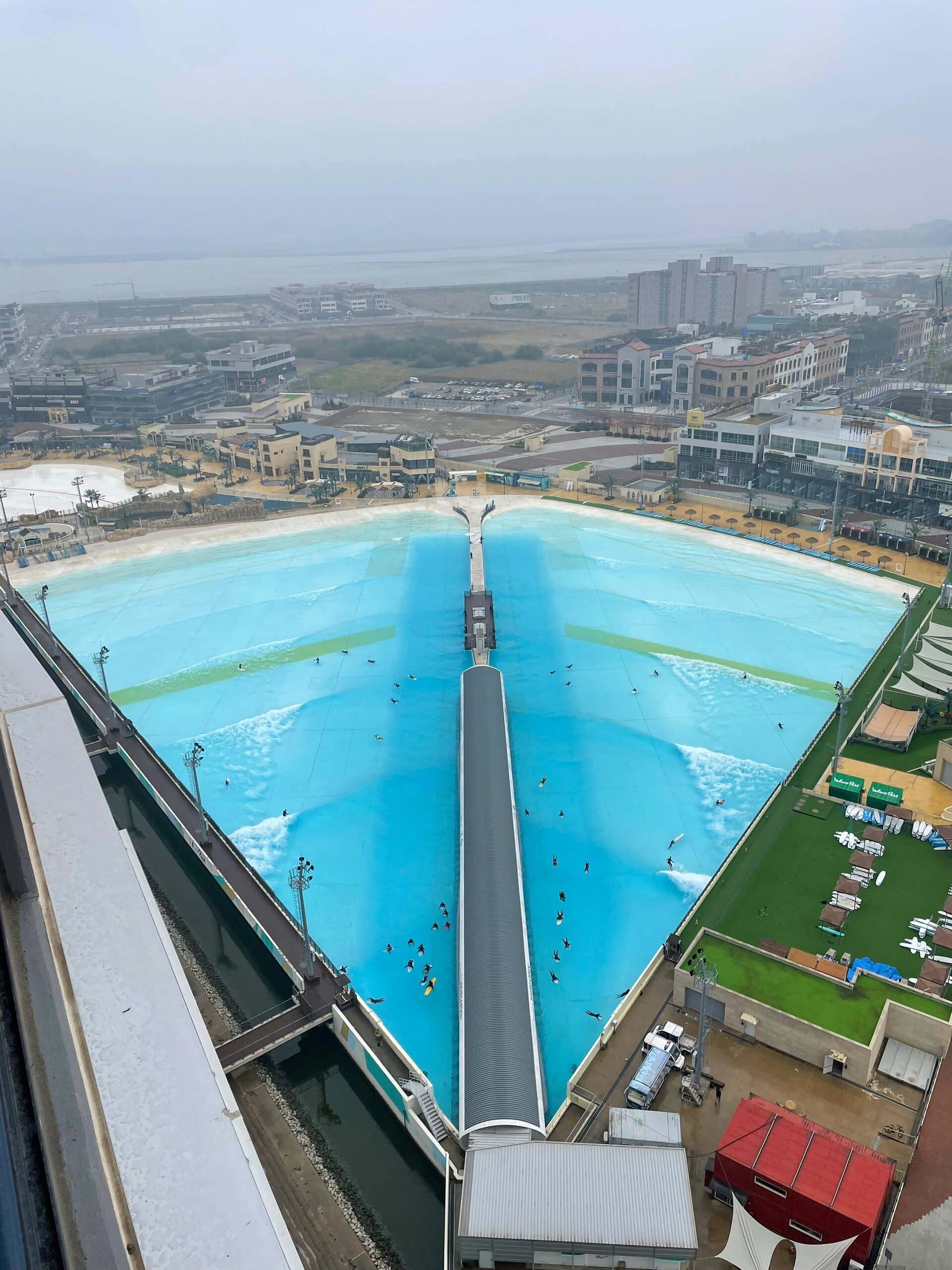 韩国造浪池详细介绍 1 冲浪 浪型分为 m1 m2 m3 m4 t1 t2 六个等级 从