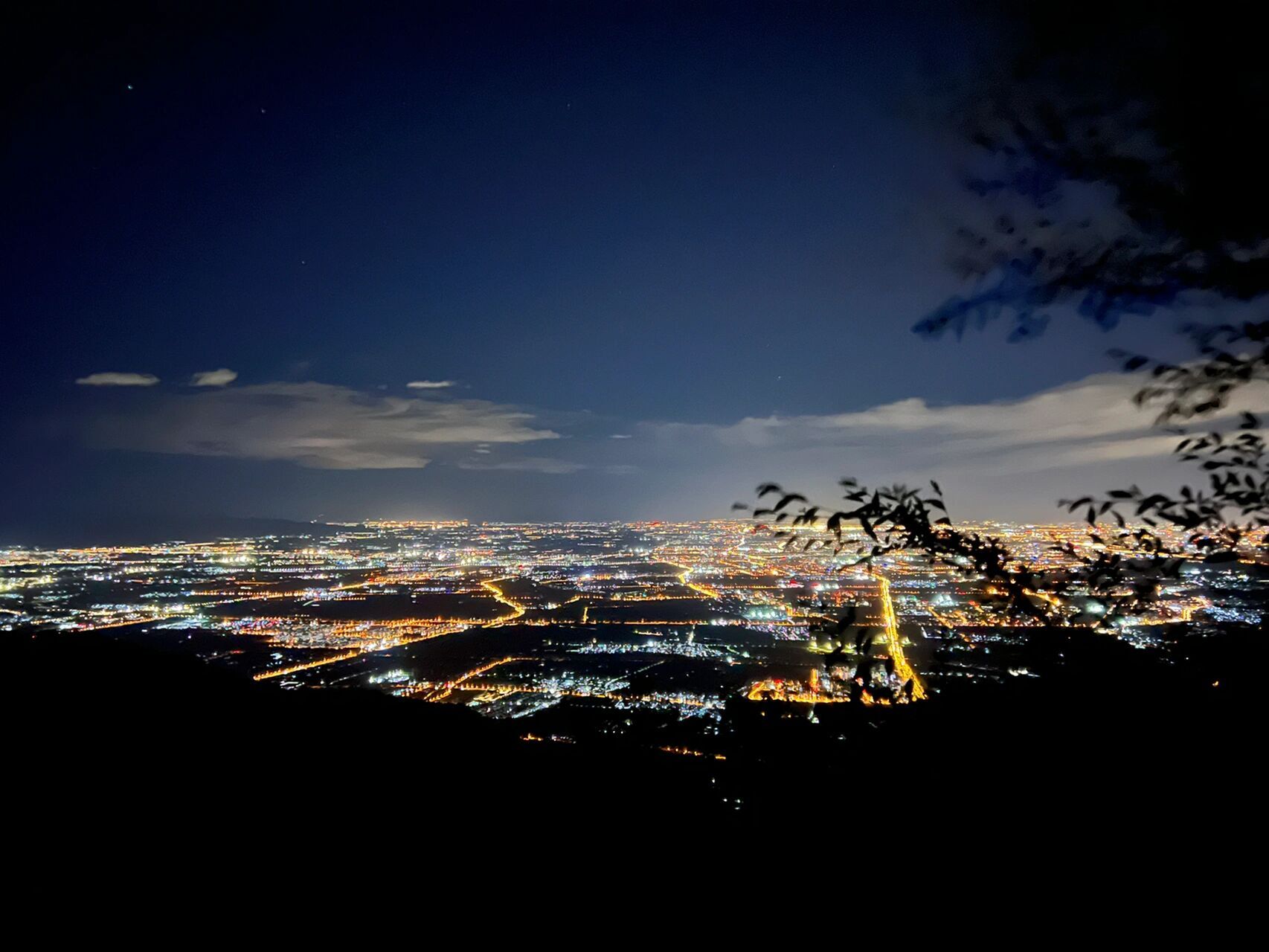 妙峰山夜景～满天星 端午假最后一天加居家办公,傍晚决定去山上看夜景