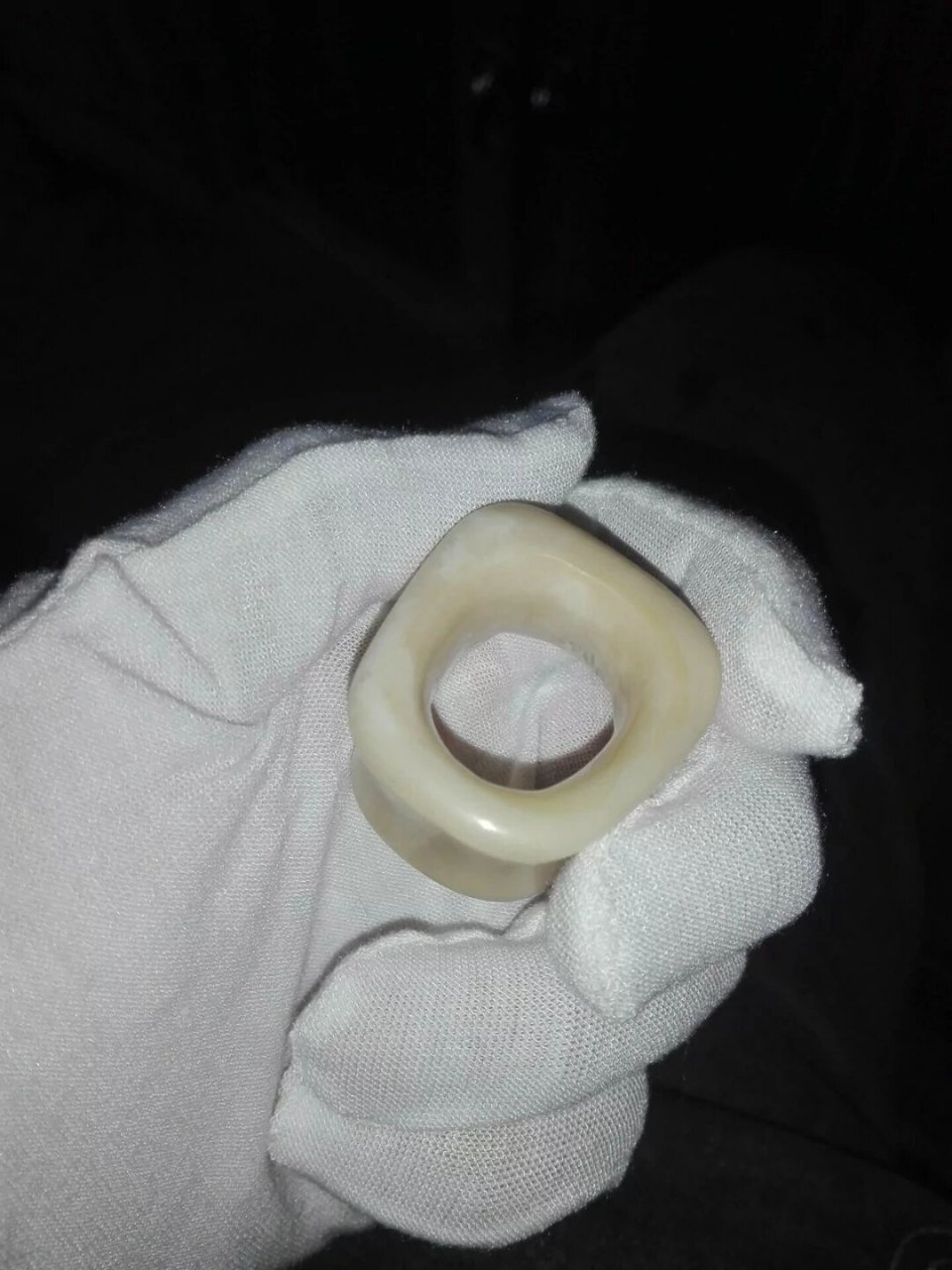 牛骨随型指环扳指 润度还是不错的,造型中式复古.