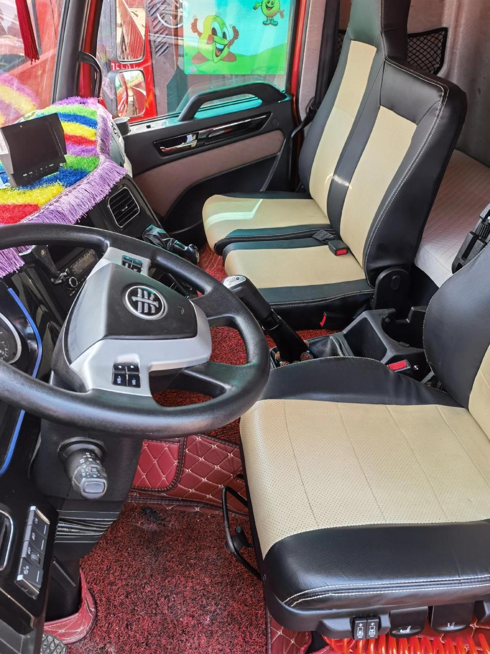 解放龙vh2.0.解放龙Ⅴh2.0,国5   21年1月带全保,240马力,6.