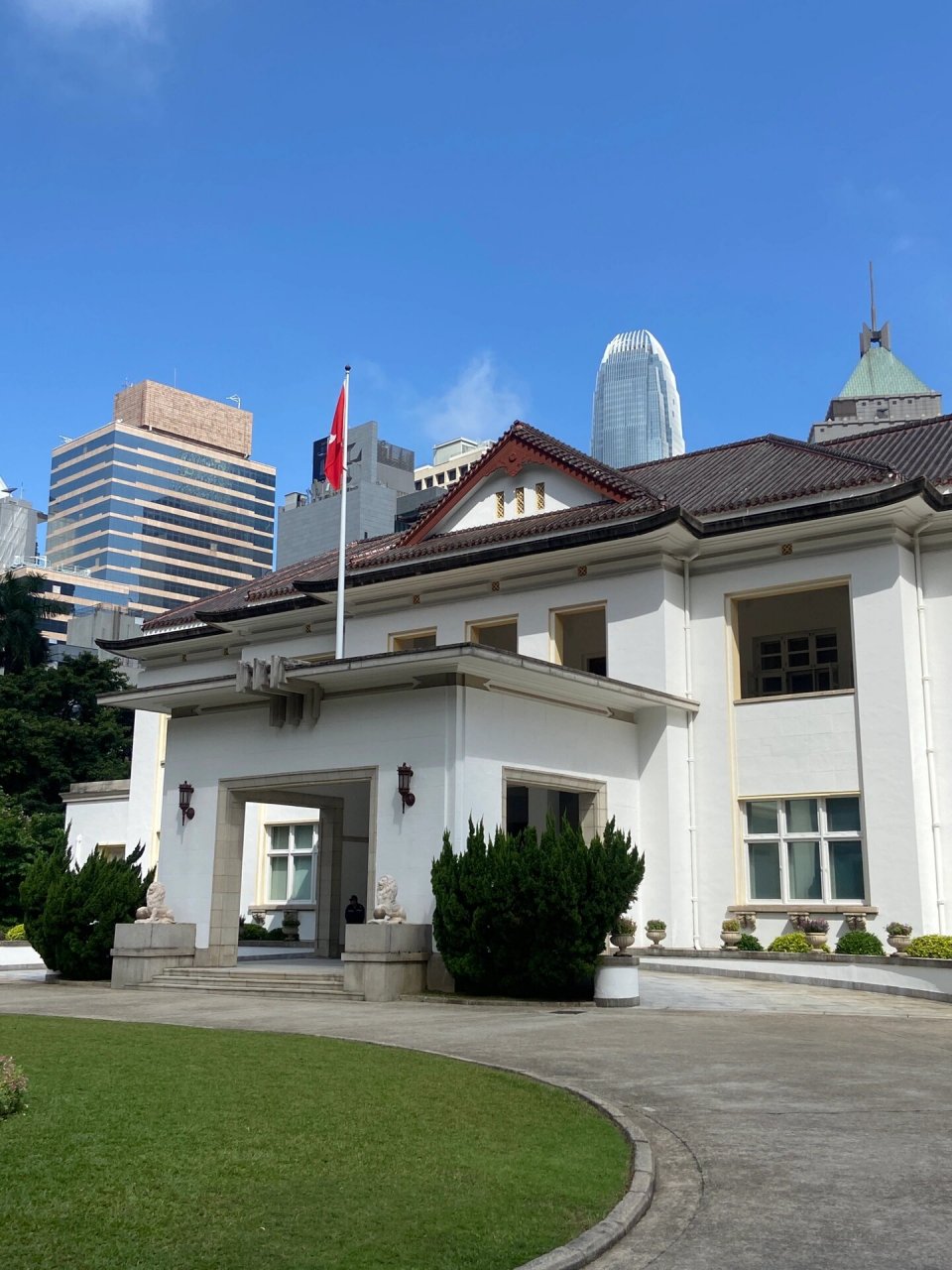 香港礼宾府是香港特别行政区行政长官的官邸,港英时期称为香港总督府