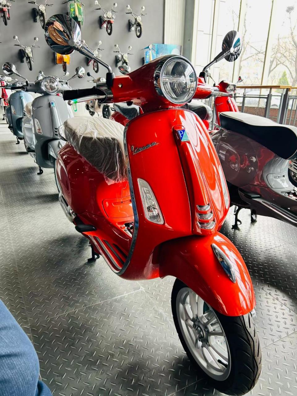 全新意大利维斯帕春天150