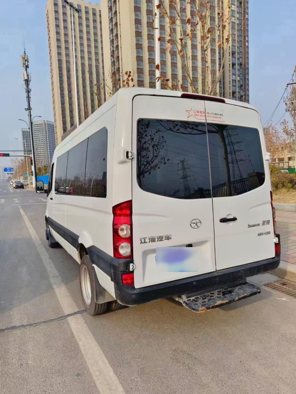 江淮星锐19年11月上牌,2.7t柴油版,车长5.8米六座,一手车,原版原漆,4.