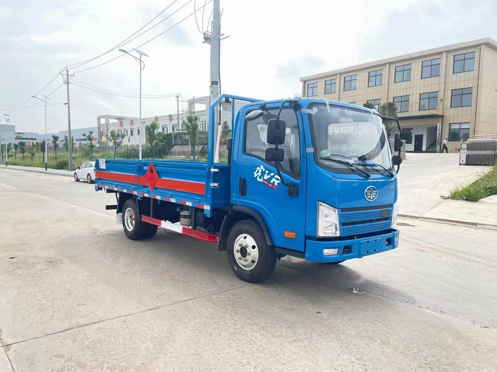 解放蓝牌2人座车型 目前国内 最大马力的蓝牌气瓶车—解放虎vr 价格