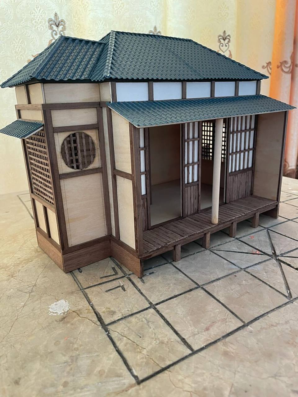 原创手工作品日式风格建筑小屋模型 原创日式小屋模型作品,顶可拆卸的