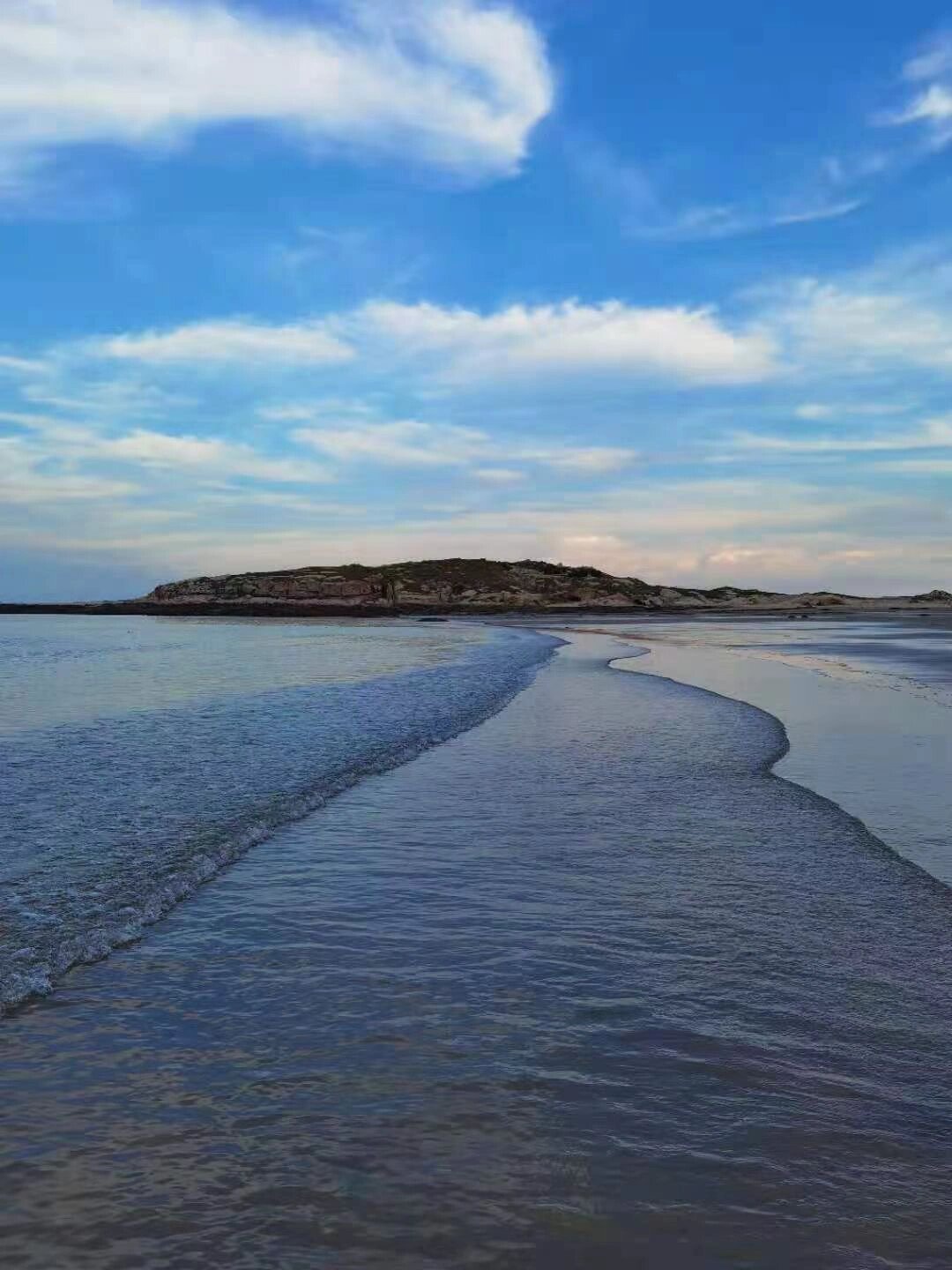 塘屿岛一个无滤镜都很美的小岛 【塘屿岛】位于平潭最南端,是大陆离