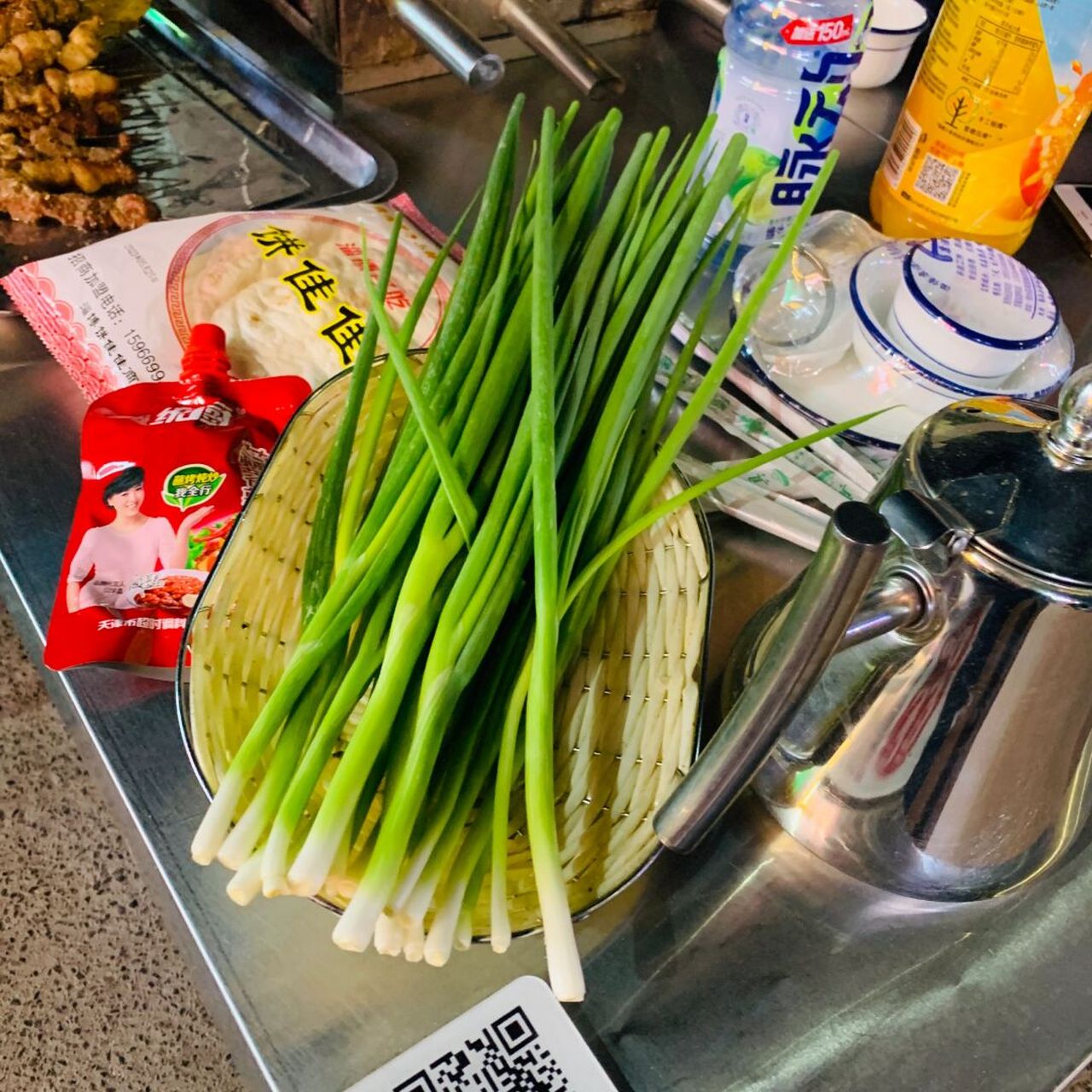 淄博李二烧烤 #浪漫生活的记录者# #笔记灵感# 嘎嘎香,人均不到0640