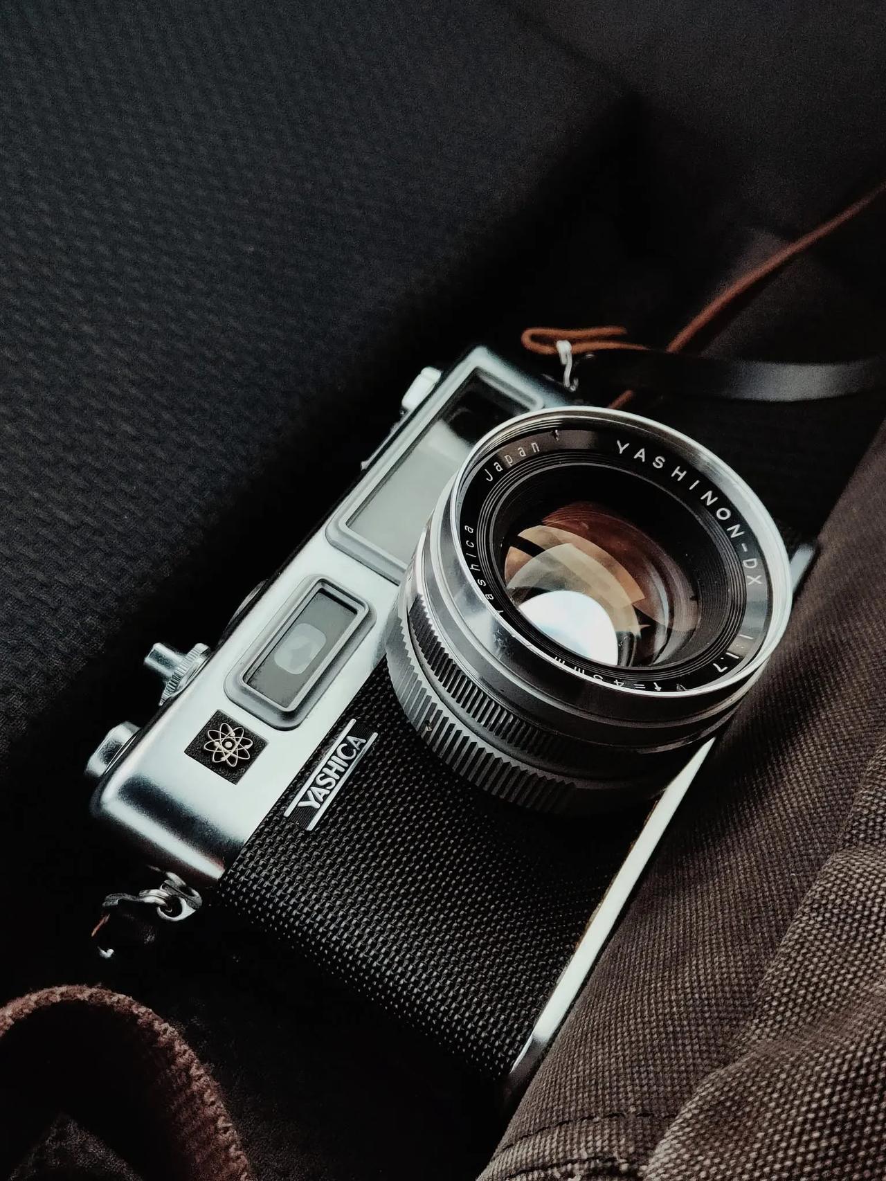 日本yashica electro 35旁轴相机