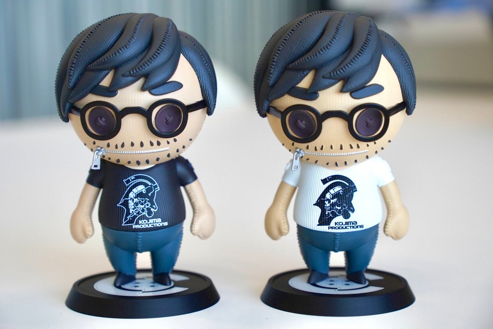 小岛秀夫在推特上展示自己的手办,岛酱可爱捏