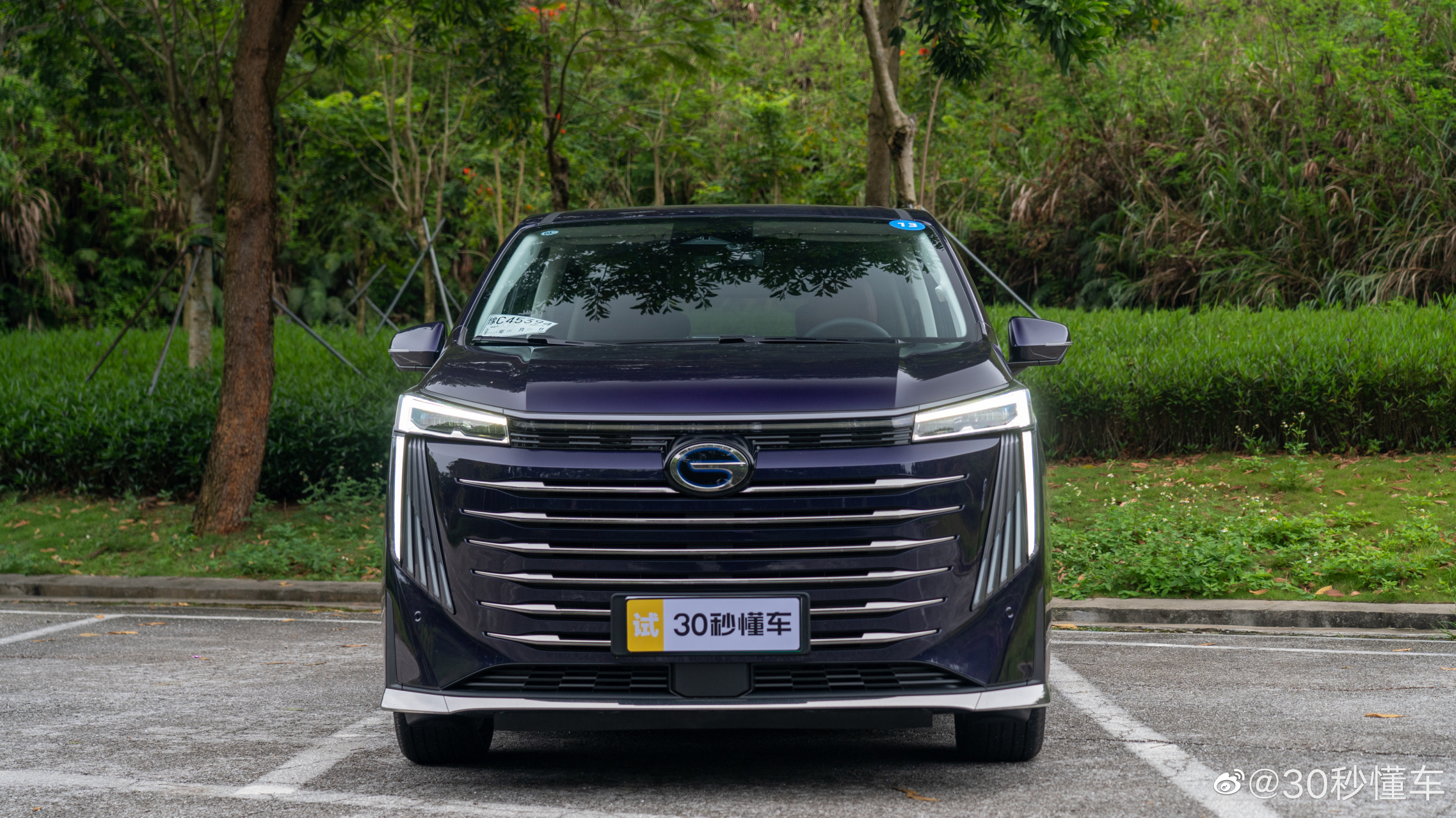 近日,30秒懂车小编试驾了广汽传祺e9,新车以m8为基础打造而来,是传 