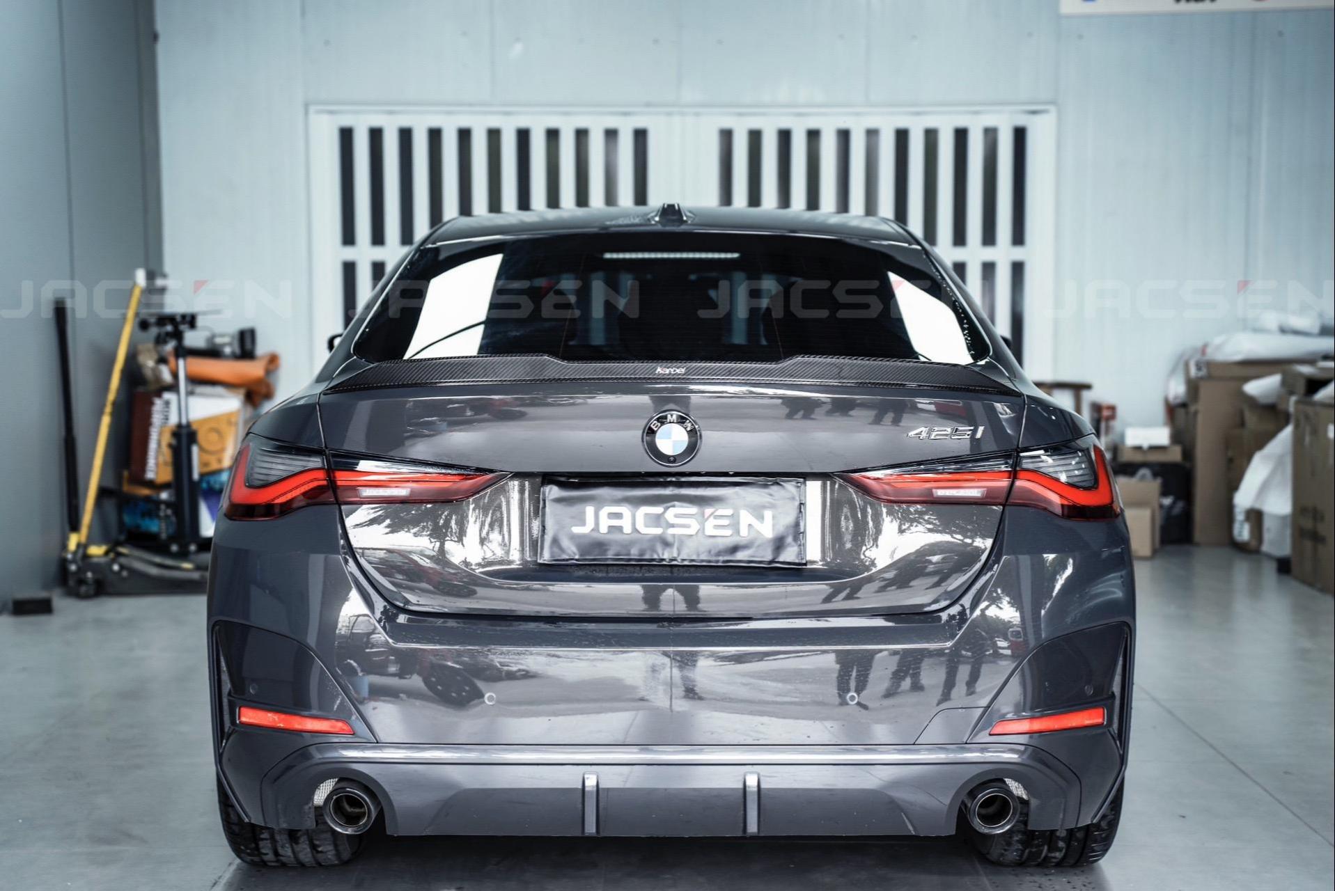 当宝马4系四门碧玺灰碰上卡布尔尾翼.