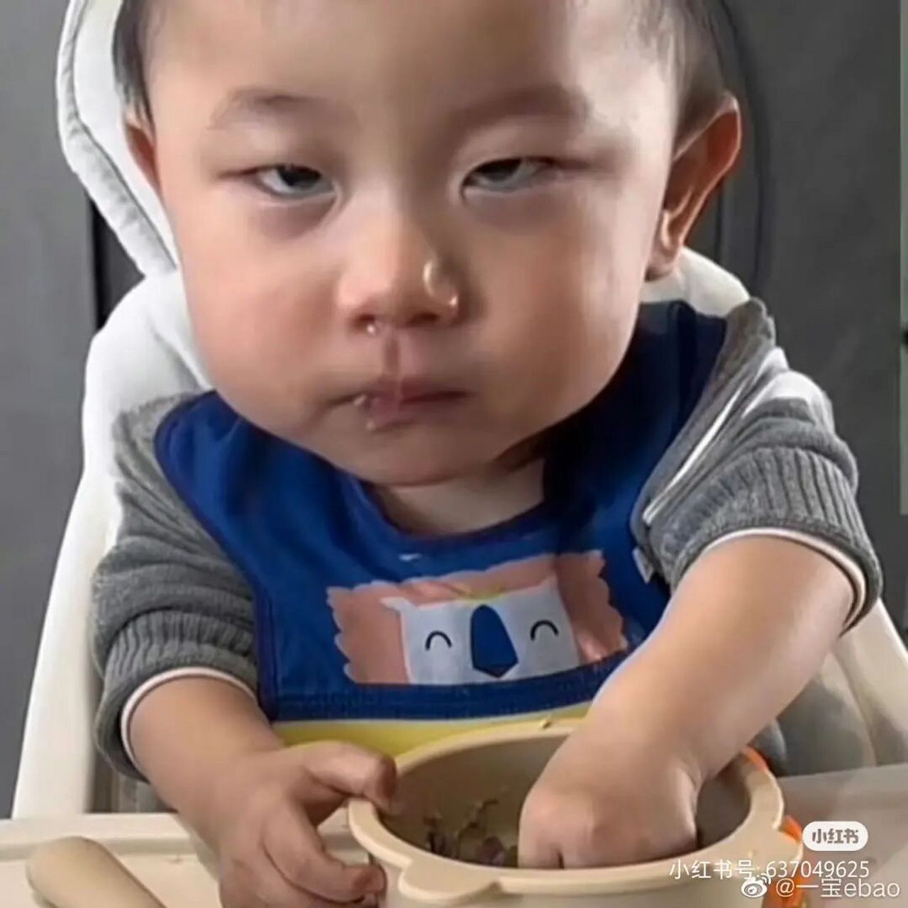 持续收集暖男表情包,哈哈哈哈 真的很爱这个海边的男人