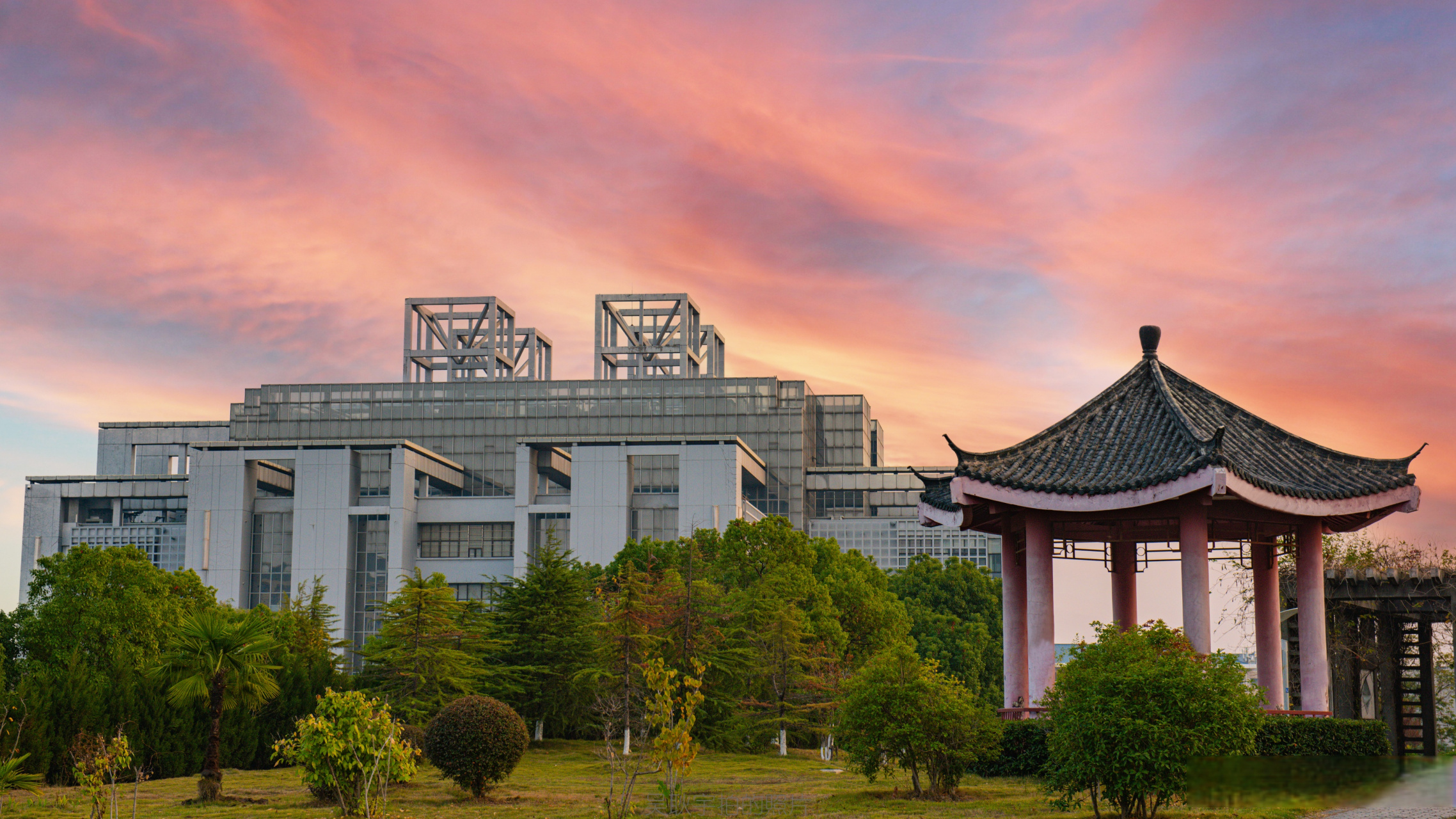 安徽师范大学芜湖校区图片