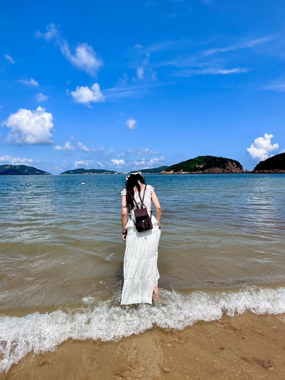16615舟山真的很坑 物价也很高 我先去的南沙 门票70一张 进去
