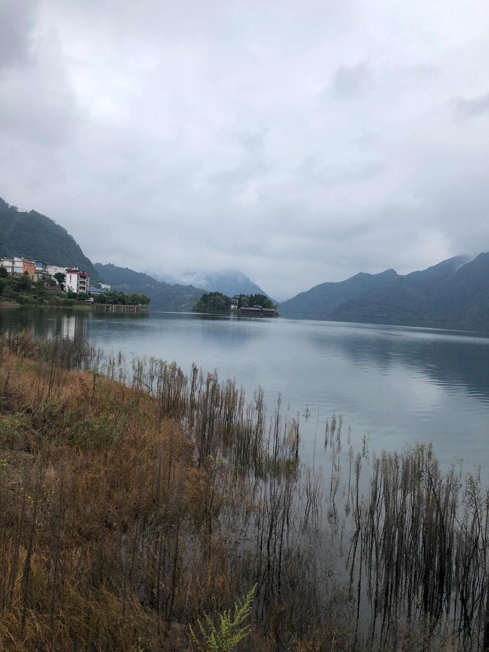 雷波县马湖风景区图片