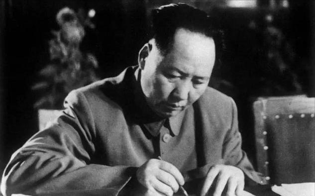 ",在那特殊的年代,八万大军,历经十八载,愣是在人迹罕至的深山老林里