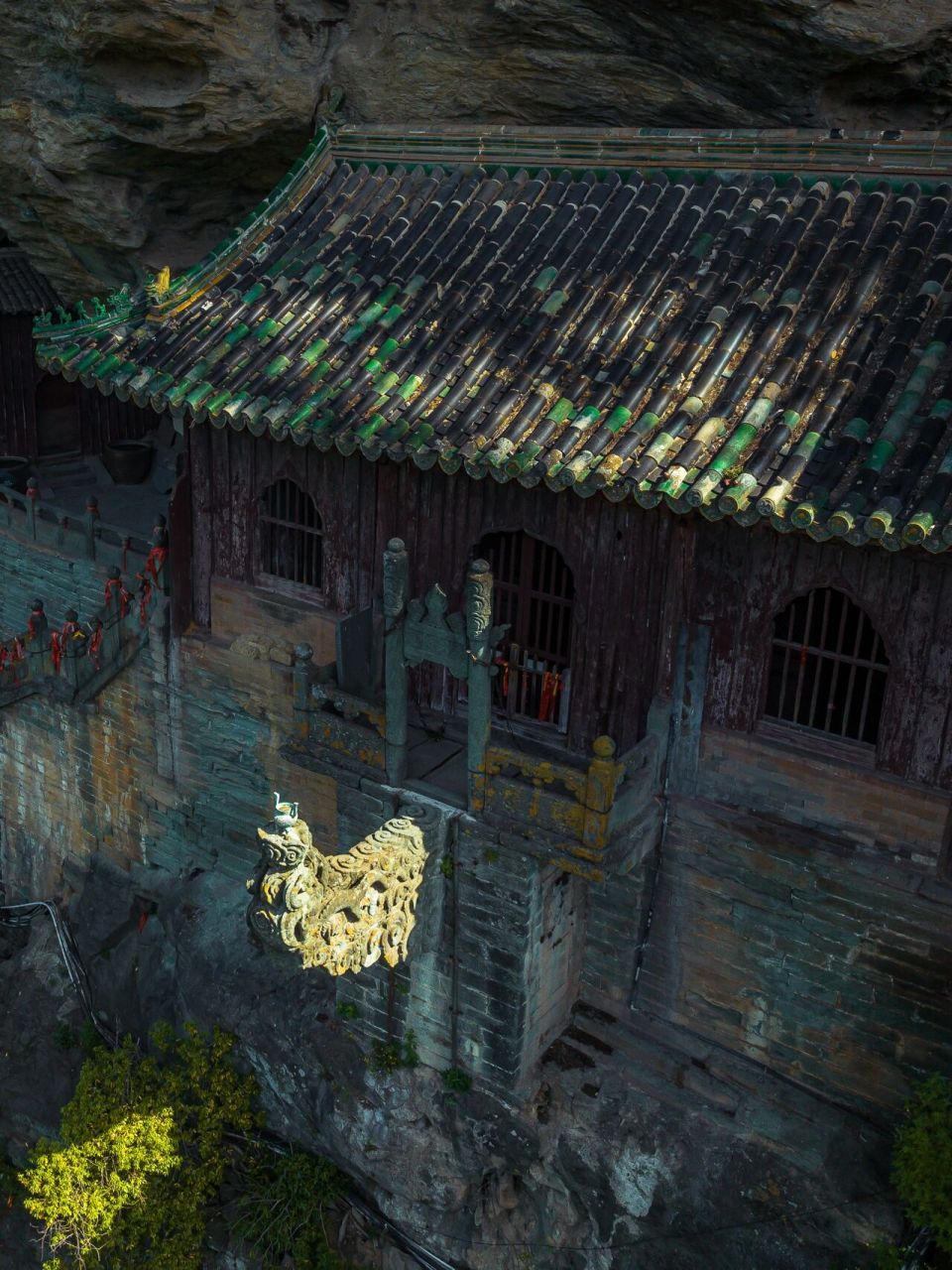 武当山天下第一香|南岩宫龙头香94   龙头香94在武当山南岩"天乙