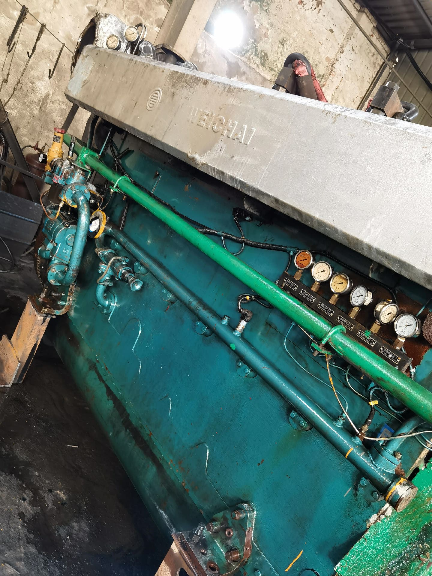 潍柴200系列柴油机.6200/8200柴油机,950-1500马力