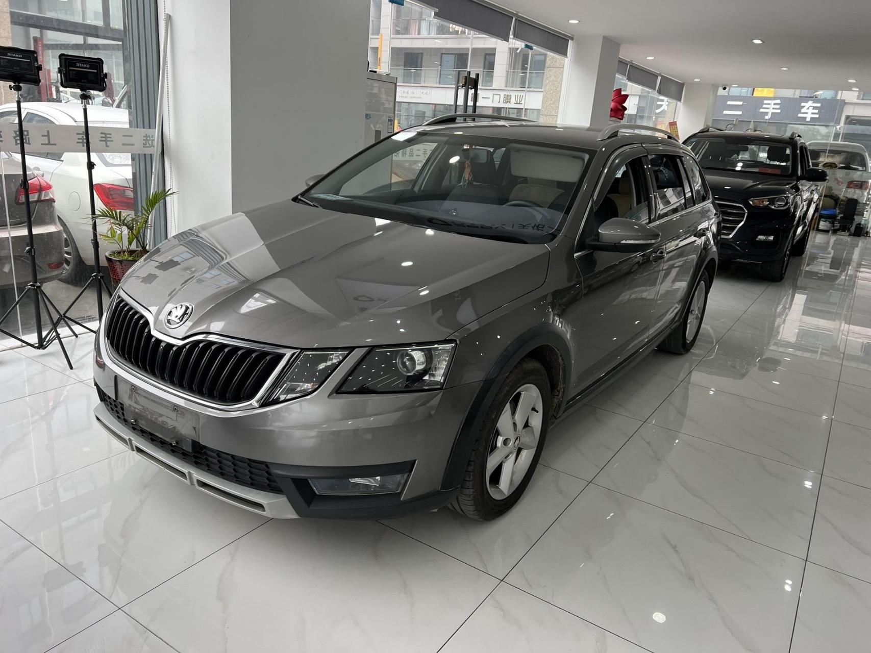 斯柯达明锐旅行车,自动挡1.2t