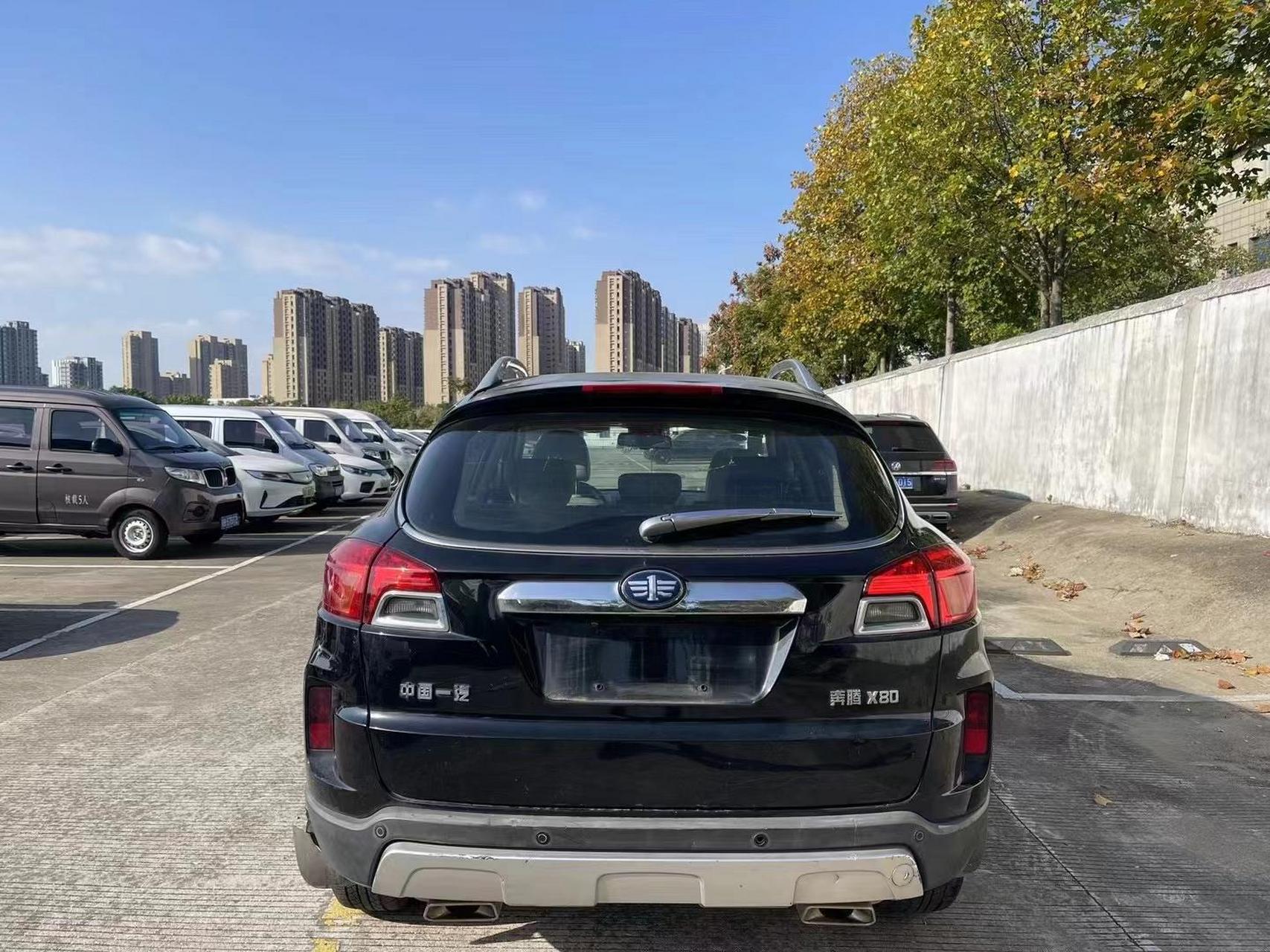 14年奔腾x80 2.0豪华,一手车,9万多公里,原版三件补漆,批发14888