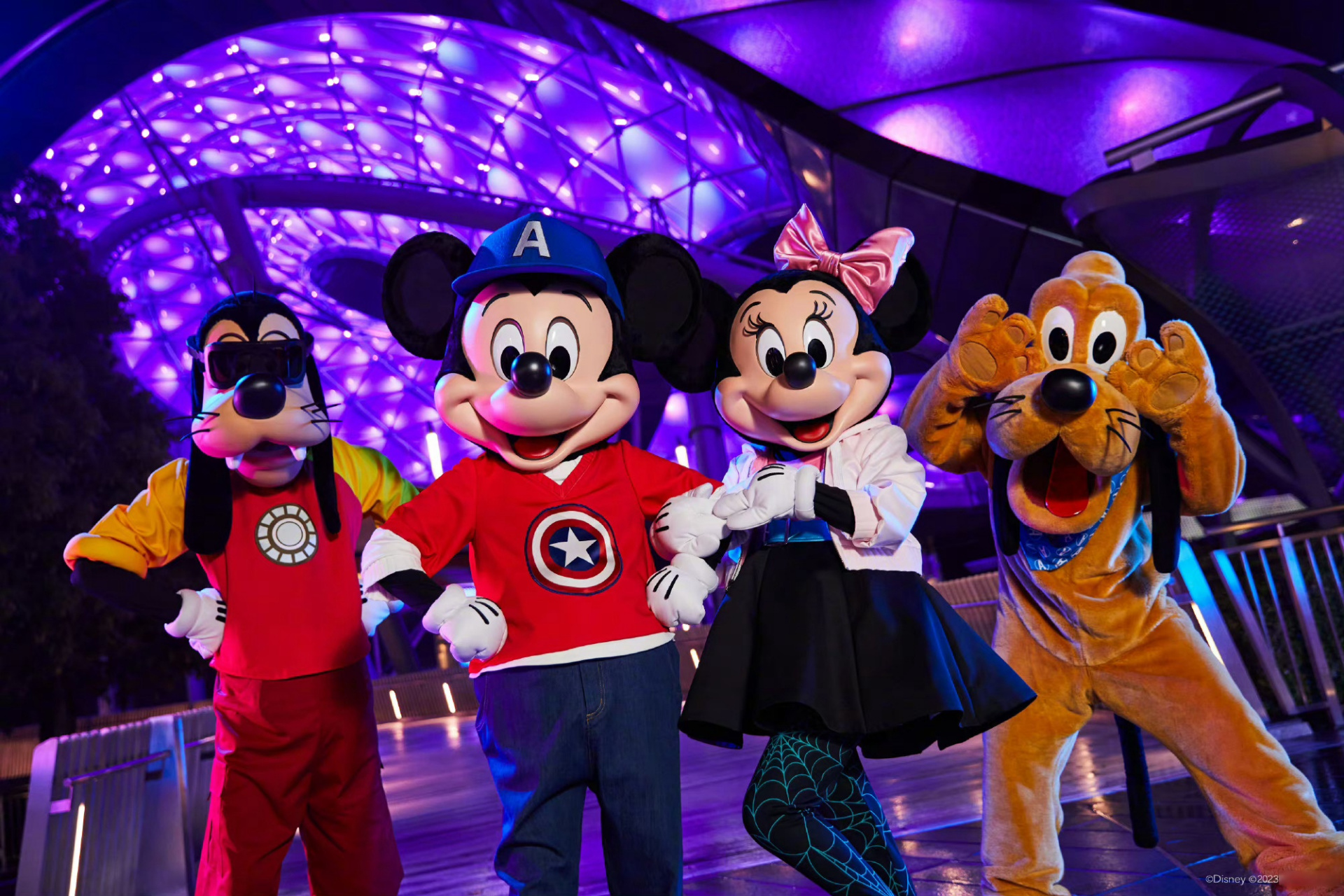 米奇也是漫威粉#上海迪士尼乐园"漫威粉丝节"今日开启,原来老板米骀