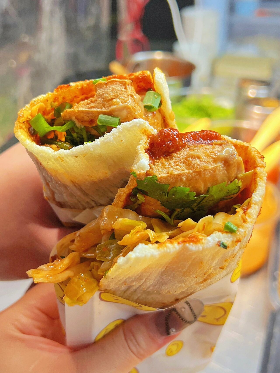 92店名:小胖妞冷面卷臭豆腐 99地址:济宁