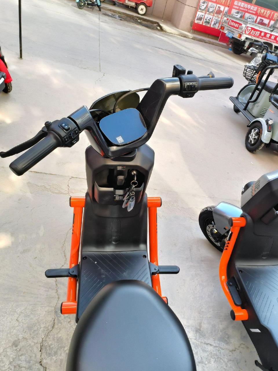 爱玛酷领pro新款到货喽 临泽县爱玛电动车店张