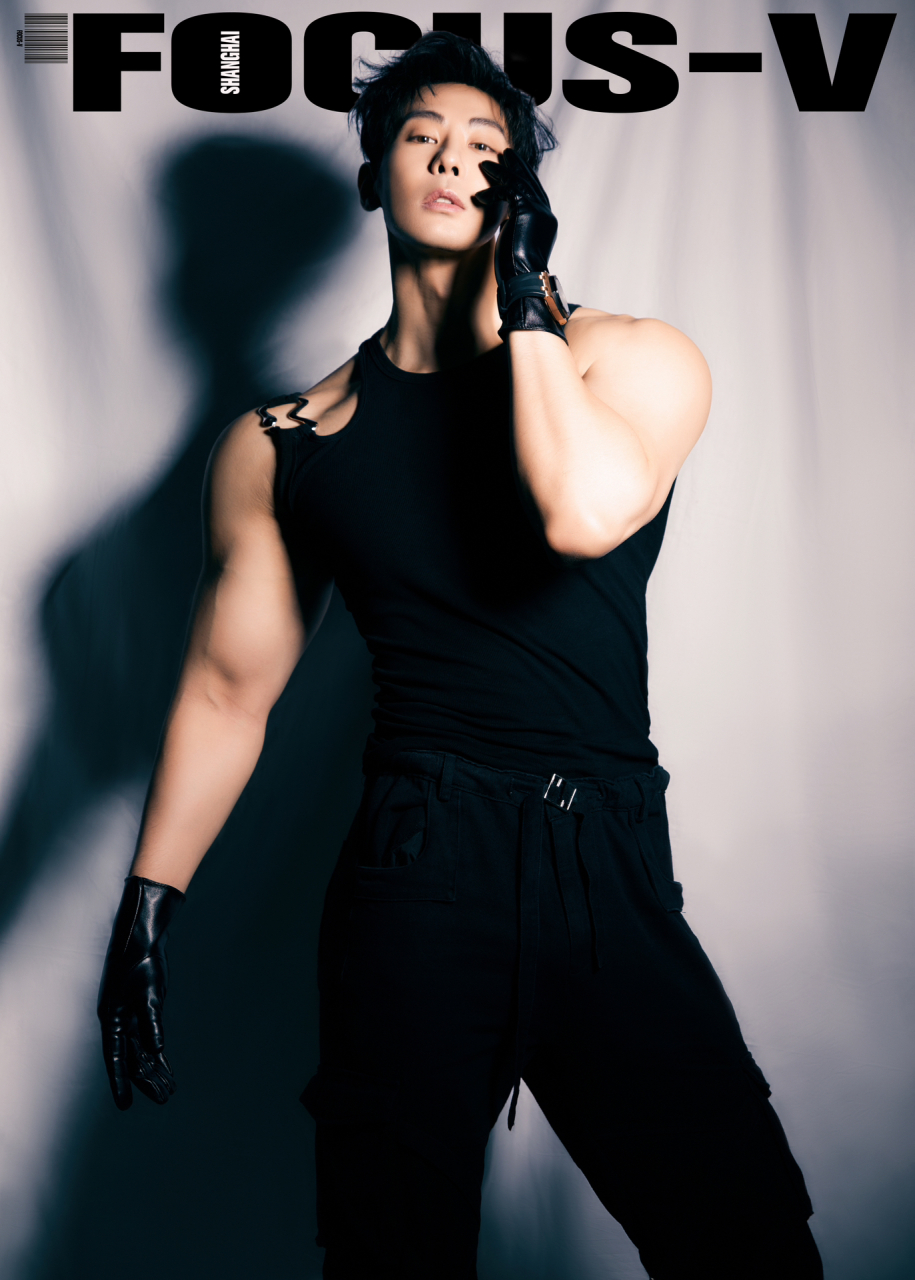 帅哥肌肉写真 |荷尔蒙爆棚 重金属质感帅哥 高级感 写真分享 摄影