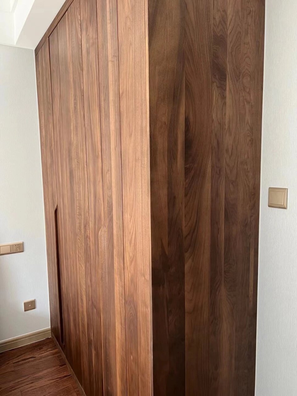 百强全屋定制家具 黑胡桃木满满的高级感