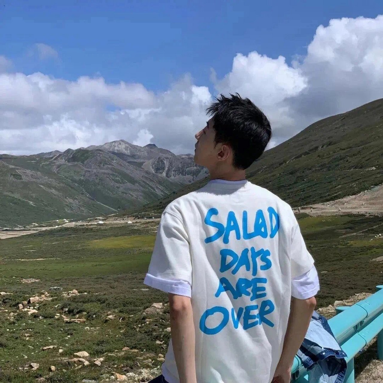 这次给大家带来的是低调有品位的男生头像,简约又不失格调,绝对让你在