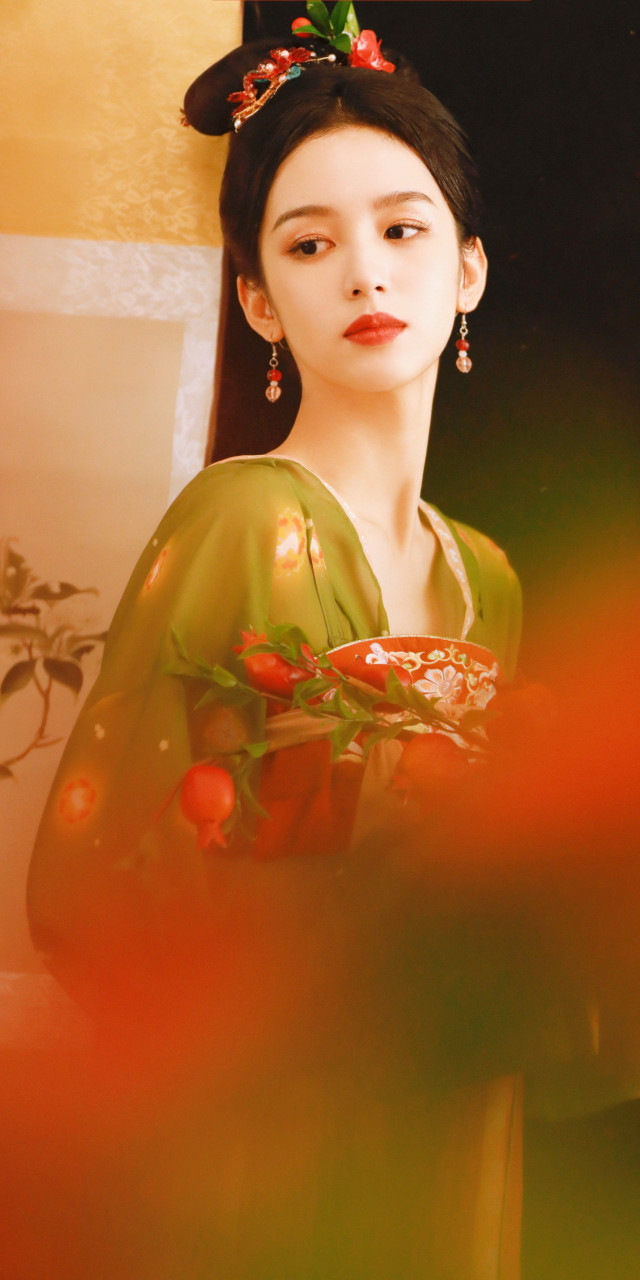 周也唯美古风造型壁纸图集