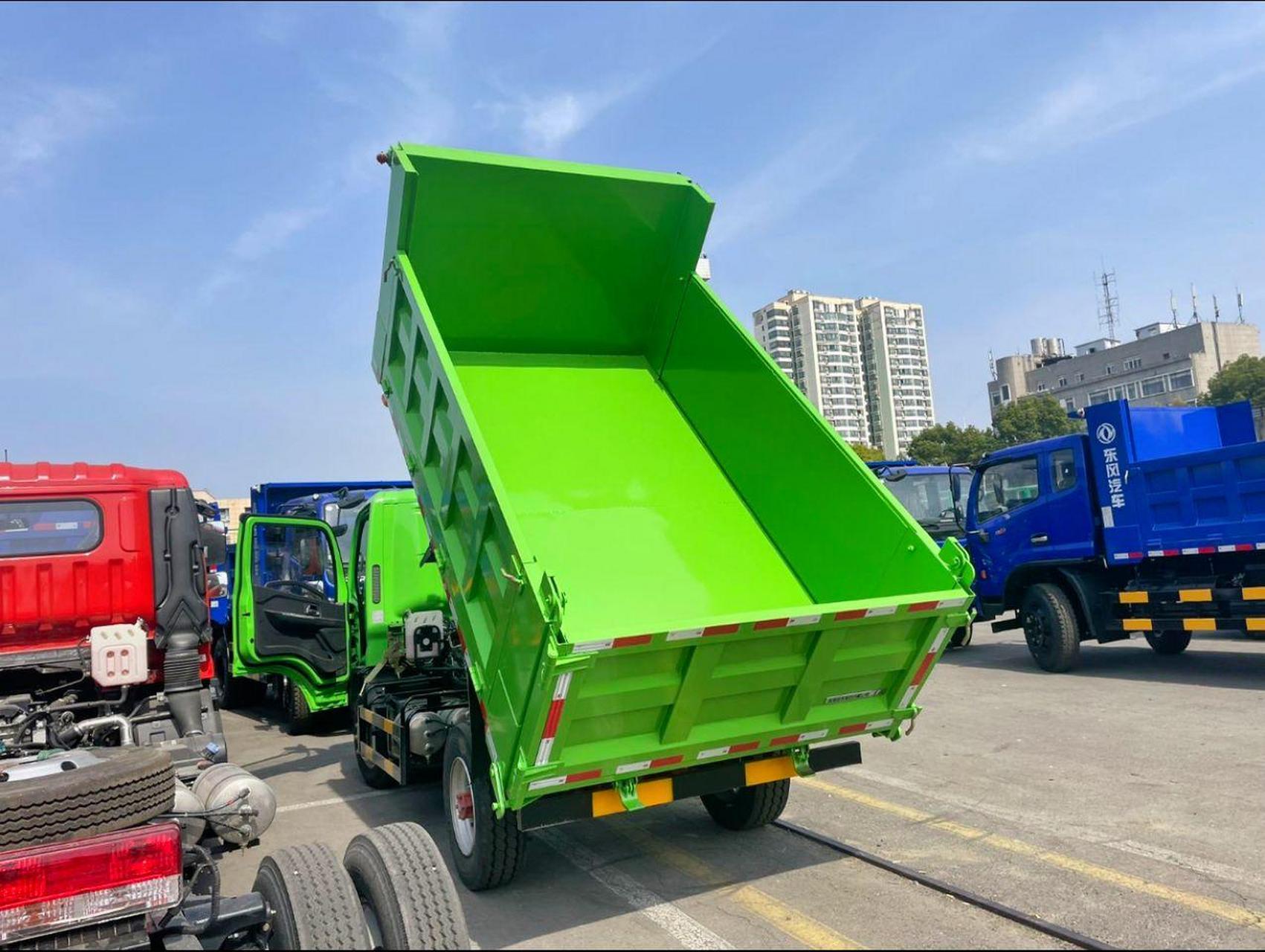 东风福瑞卡国六新规蓝牌小型自卸车.