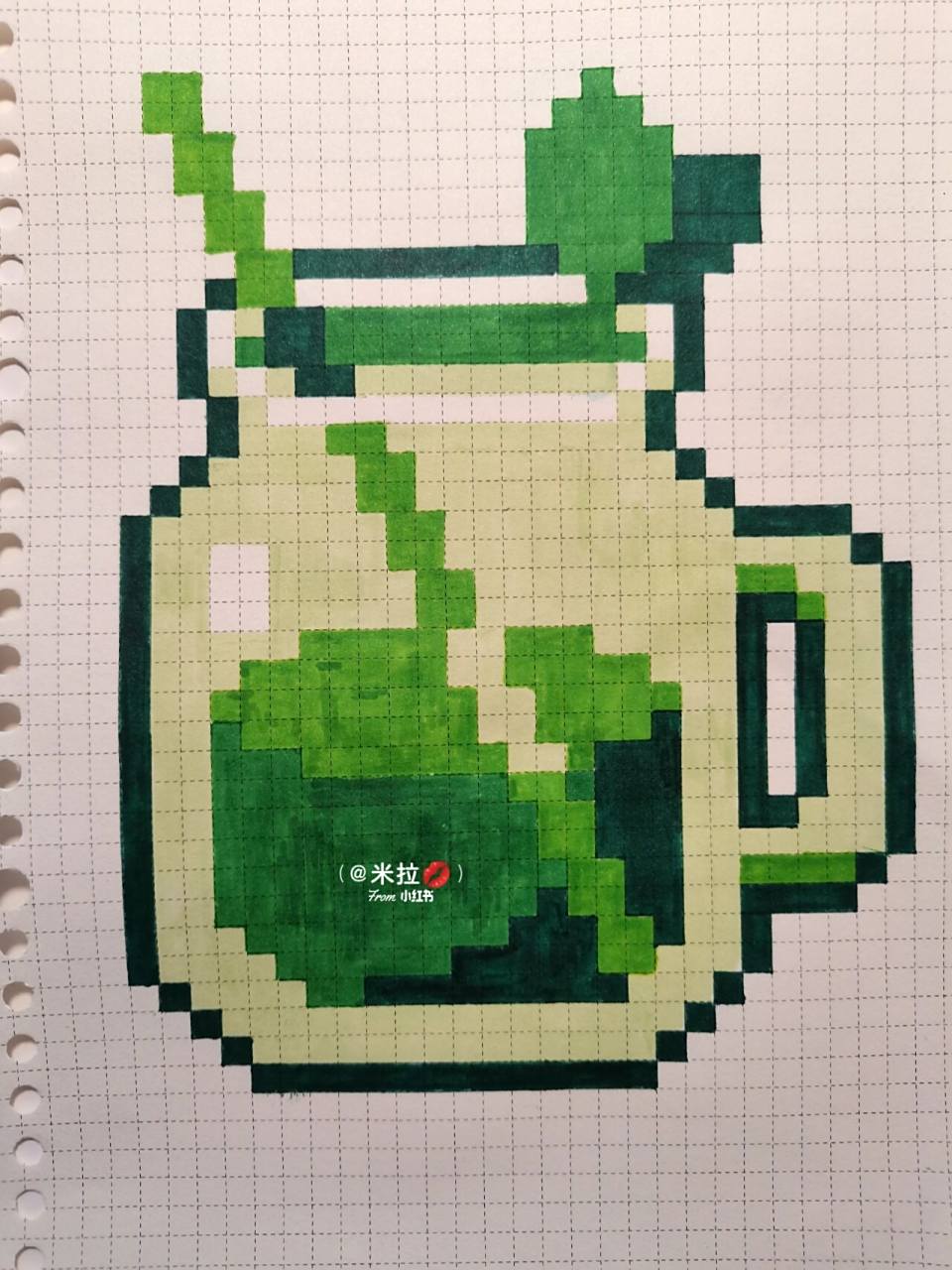 像素画【19】饮料 绿色春天的气息本:b5网格本笔:动漫色系马克笔非