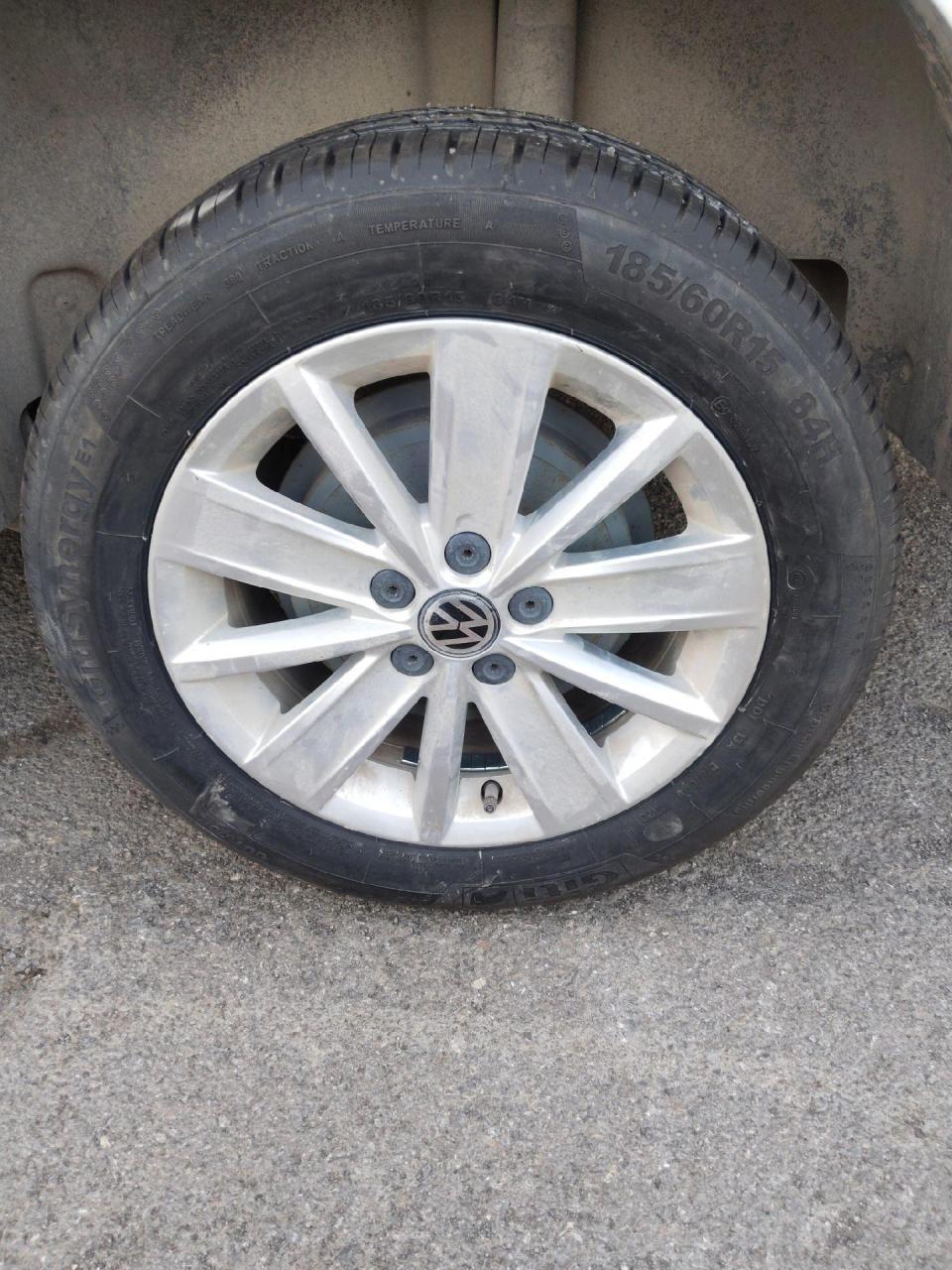 捷达更换三条佳通185/60r15轮胎