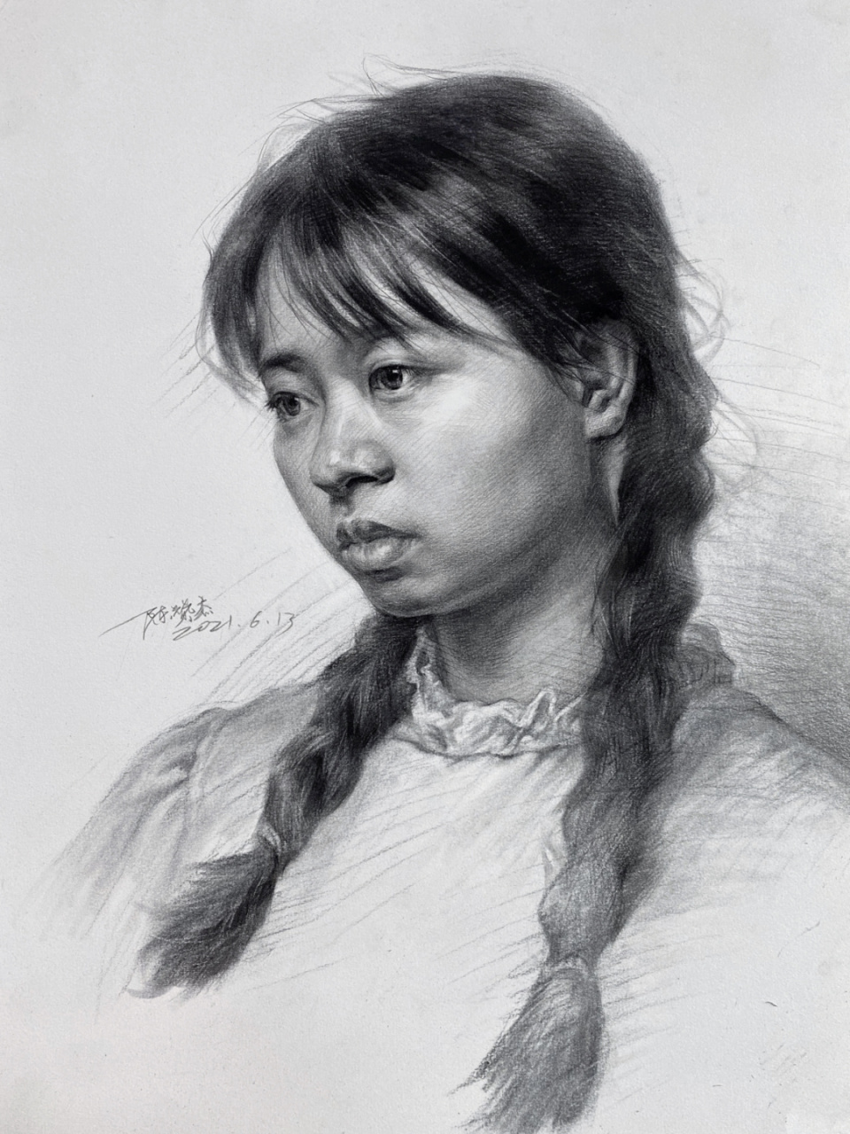 陈赞杰老师素描头像作品欣赏～ 陈赞杰老师简介 毕业于天津美术学院